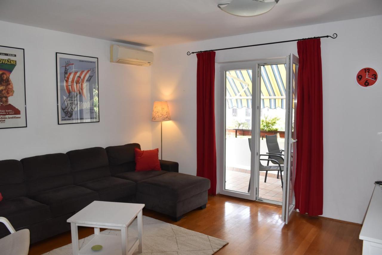 Apartman Tina Apartamento Poreč Exterior foto